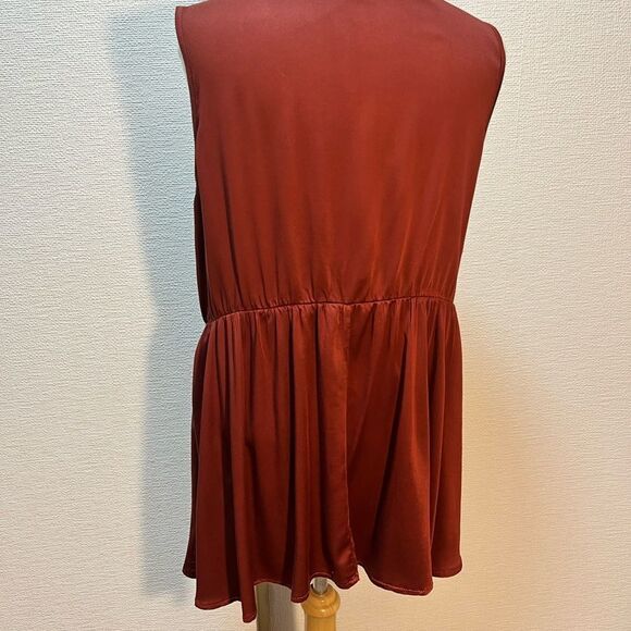 NWOT Torrid Women’s Top - Picture 5 of 11